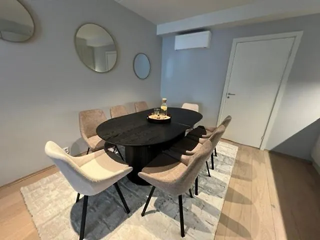 Fantastic On Prime Location Leilighet *